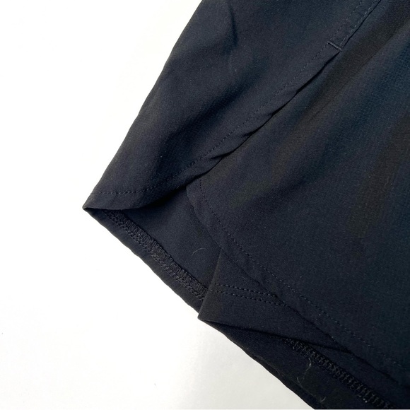 Girlfriend Collective Recyclable Workout Shorts Black Size XS - Picture 6 of 8